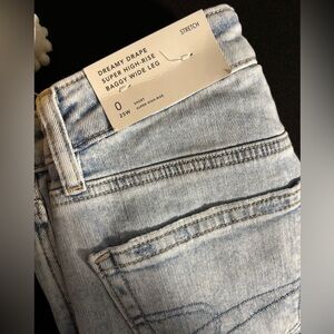 AE Jeans